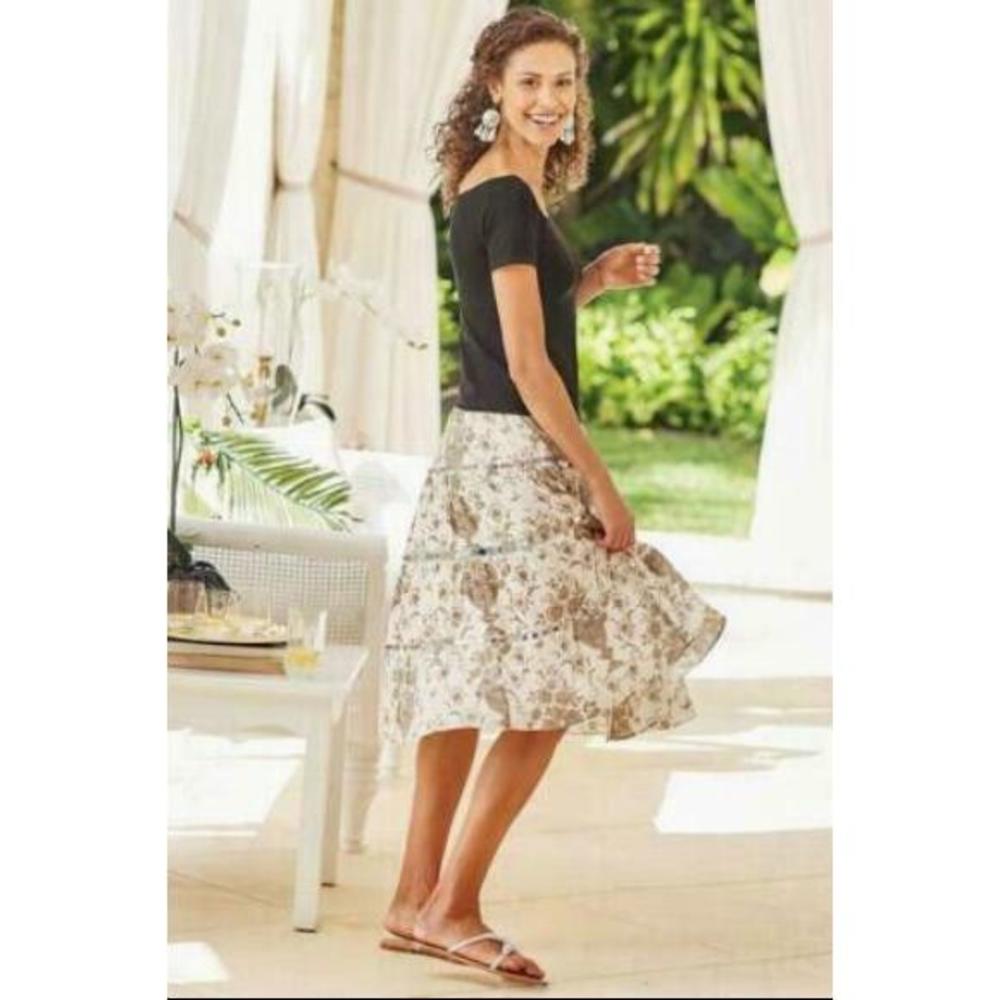 NWOT Soft Surroundings Lenora Floral Printed Mirror Embellished Skirt Si…